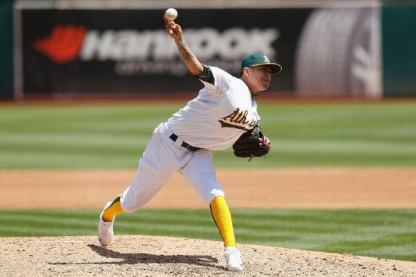 Athletics hold off Dodgers 5-2 for 2-game interleague sweep
