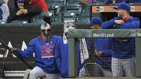 Cubs coaches wear medieval armor in dugout