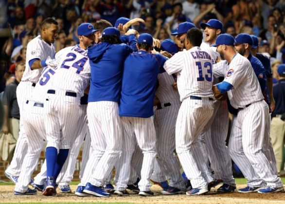 Montero homer gives Cubs 3-2 win over Brewers in 10th