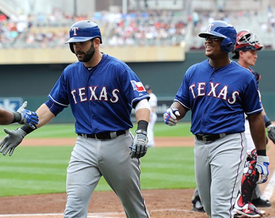 Moreland's 4 hits, 4 RBIs power Rangers past Twins 6-5