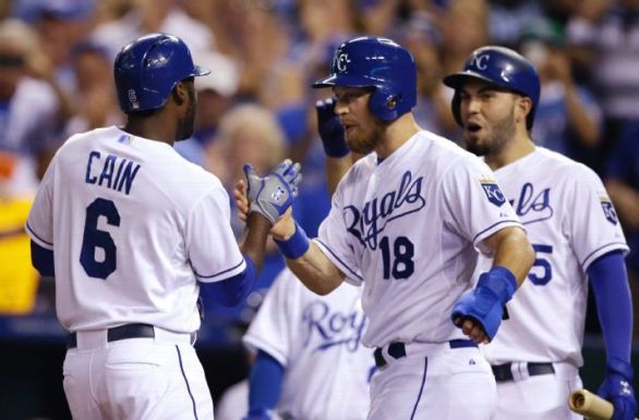 Royals' bats come alive in 15-7 blowout of struggling Tigers