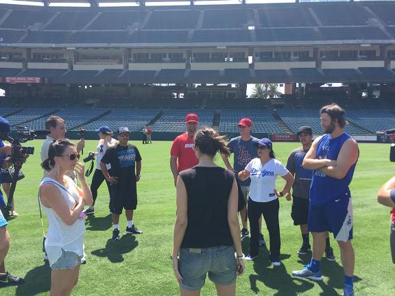 Clayton Kershaw and Albert Pujols faced off in a Wiffle ball game for charity