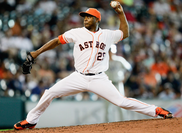 Astros agree to a 3-year, $18M deal with Tony Sipp