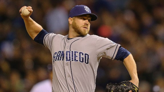 Nationals agree to a three-year, $15M deal with Shawn Kelley