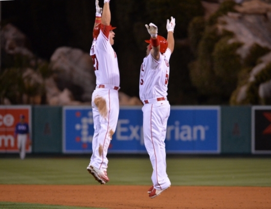 Pujols' RBI single in 9th lifts Angels over Rangers 4-3