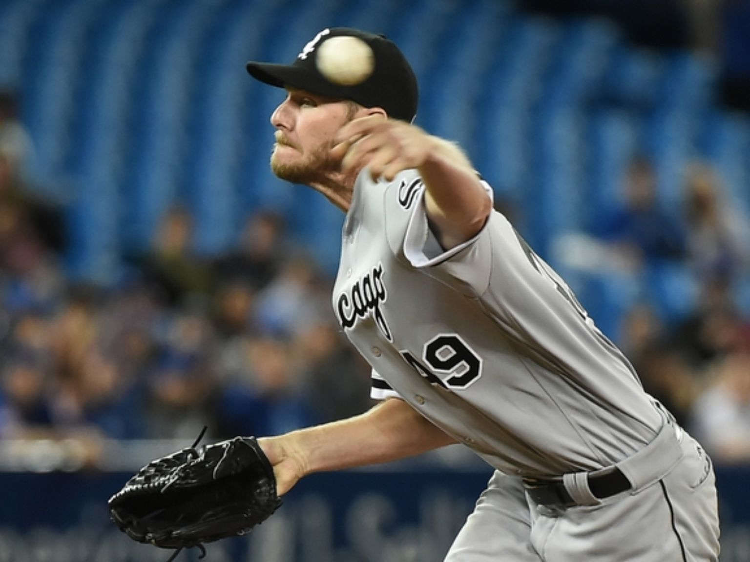 Sale up to 5-0, White Sox rout Blue Jays for 5th win in row