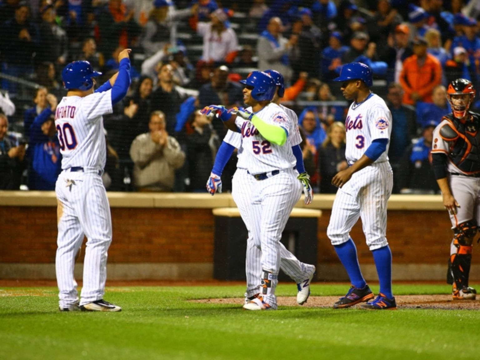 Cespedes has 6 RBIs during Mets' record 12-run inning vs Giants