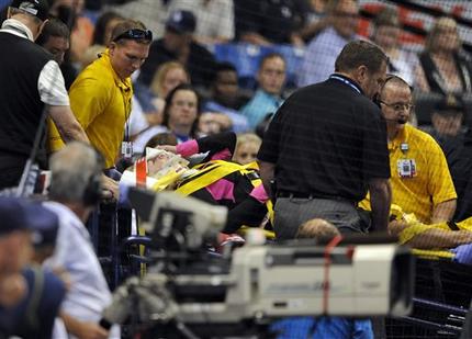 Fan struck by ball at Rays game leaves field on stretcher