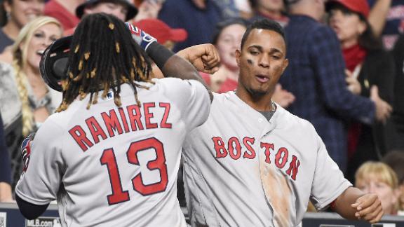 Bradley, Red Sox win in 12 vs Astros after Kimbrel blows save