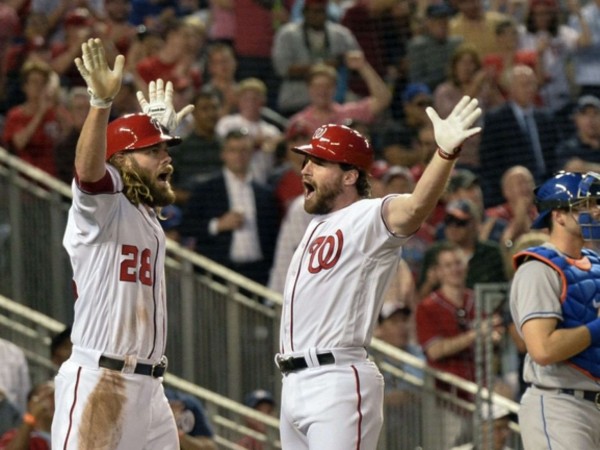 Strasburg stays perfect as Nats beat Harvey and Mets 7-4