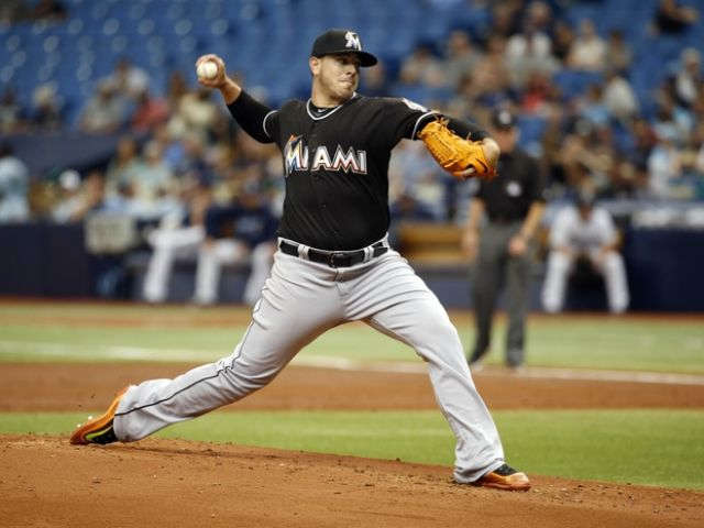 Fernandez strikes out 12 Rays in sixth straight win
