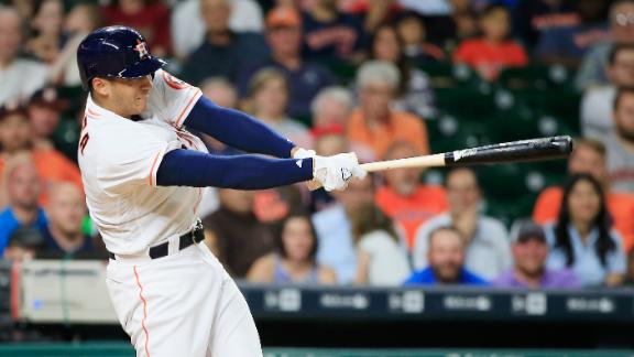Castro homers, drives in 4 to help Astros rout Twins 16-4