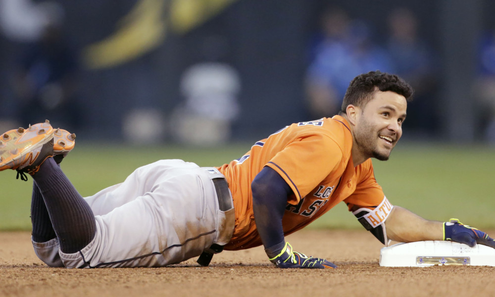 Altuve gets 4 hits; Astros top Royals 13-5, win 7th straight