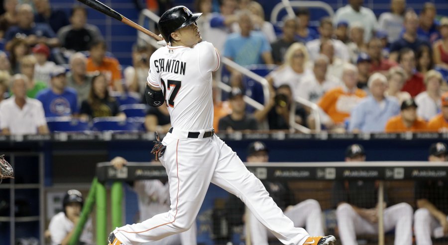 Giancarlo Stanton leads Marlins over Cubs 4-2