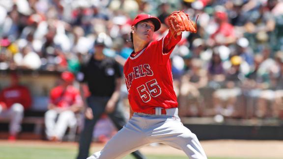 Lincecum surrenders 1 run over 6 innings after nearly a year away