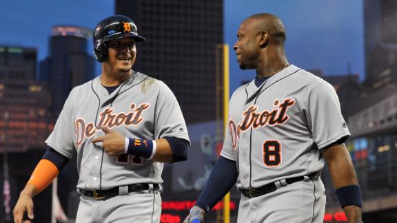 Cabrera, Upton homer to lead Tigers over Twins 9-4
