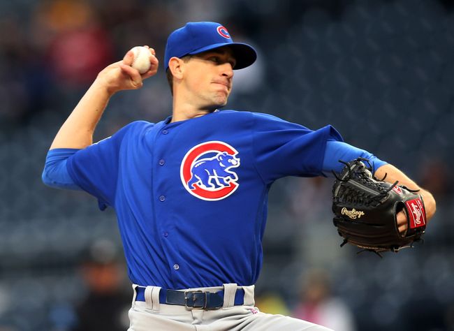 Hendricks outduels Cole, Cubs top Pirates 1-0