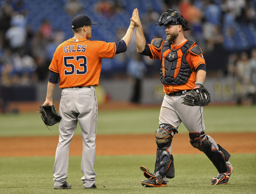 2-run, 10th inning leads Astros past Rays 6-4