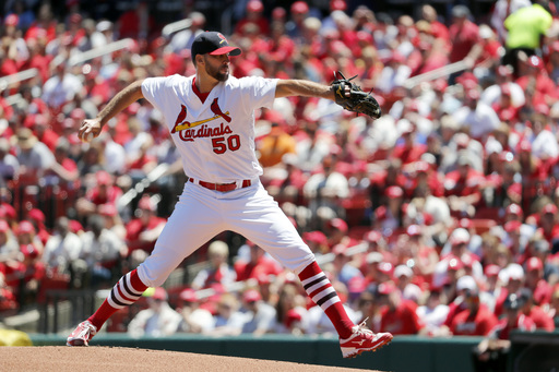 Carpenter, Wainwright lead Cards past Giants 8-3 to end skid