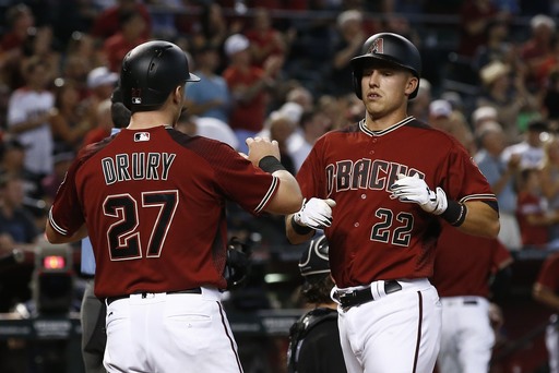 Lamb homers, D-backs complete sweep of White Sox 8-6