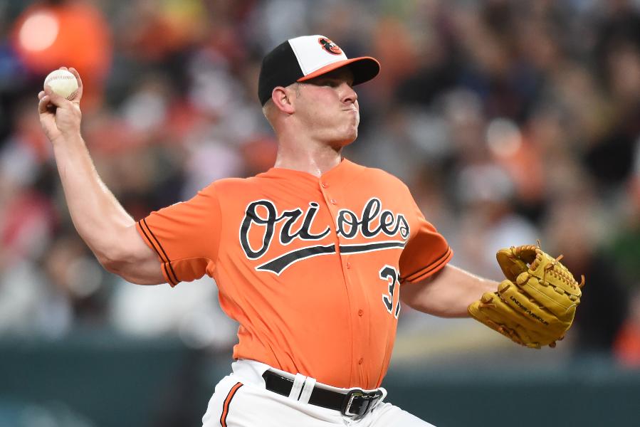 Bundy earns 5th victory as Orioles beat White Sox 6-5