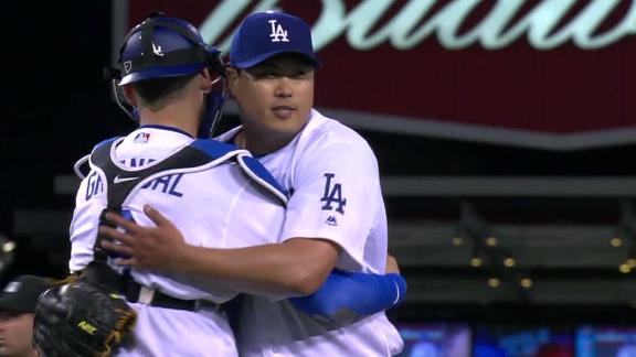 Maeda, Ryu lead Dodgers past Cardinals 7-3