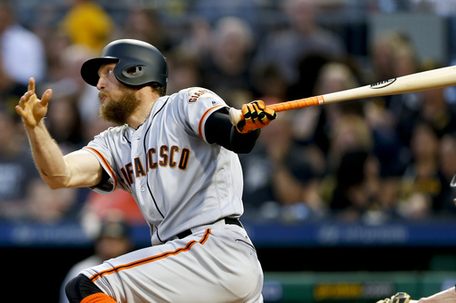 Giants rout Pirates 13-5 with 18 hit attack