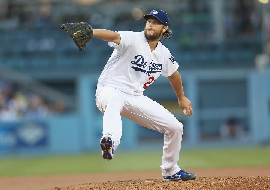 Kershaw, Pederson lead Dodgers to 9th consecutive win