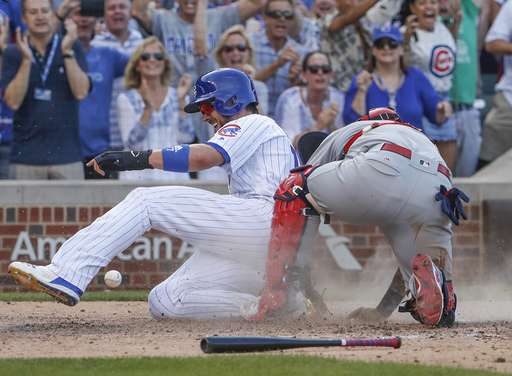 Bryant gallops home, Cubs rally in 8th, edge Cardinals 3-2