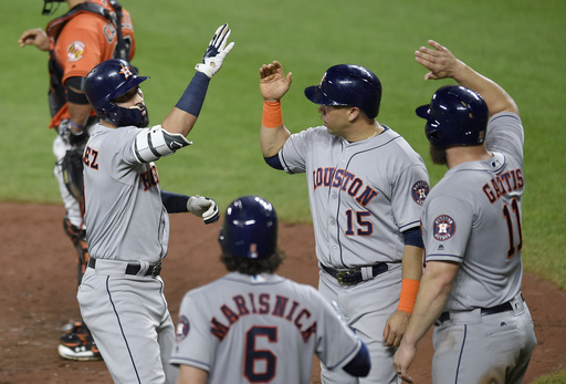 Gonzalez pinch-hit HR carries Astros to 8-4 win over Orioles