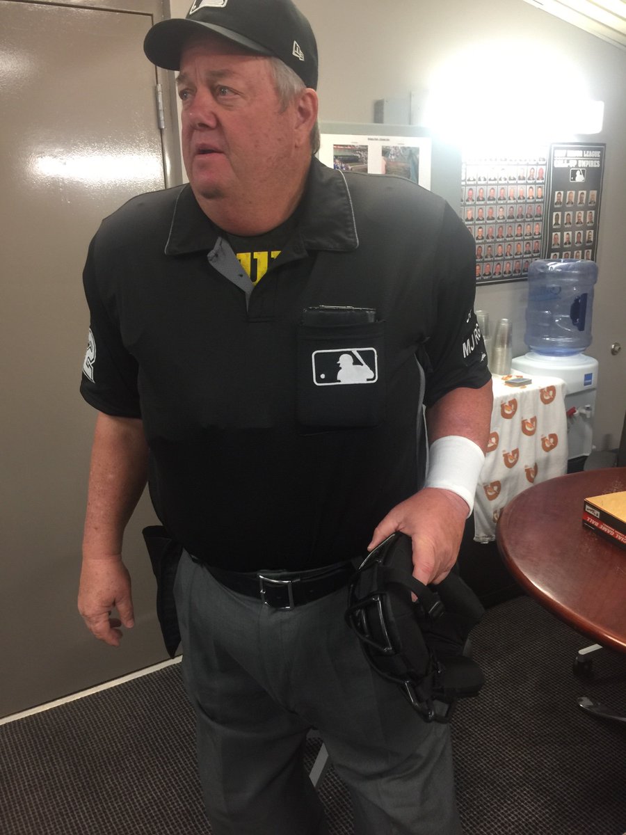MLB Umpires wearing wristbands to protest "Escalating Verbal Attacks"